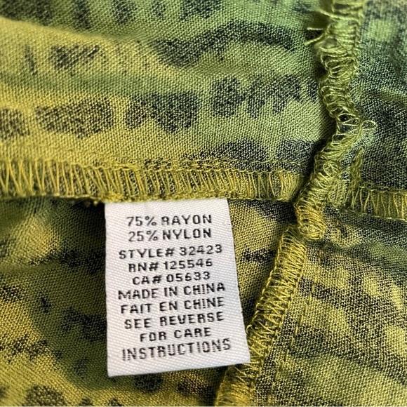 Habitat Express Cowl Pullover- Leaf Green black top 20353 - Picture 6 of 8